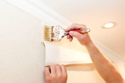 Pose de papier peint à Almenêches — revêtements muraux et toiles de verre